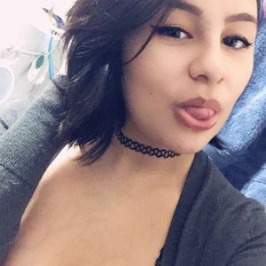 Meet your Posher, Candace